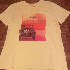 Life is Good, “Happy Trails” Jeep t shirt, yellow, medium